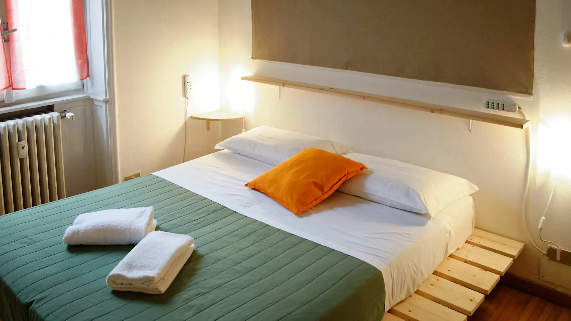 Alojamento de Acomodação e Pequeno-almoço Innperfect Room Central Station Milão